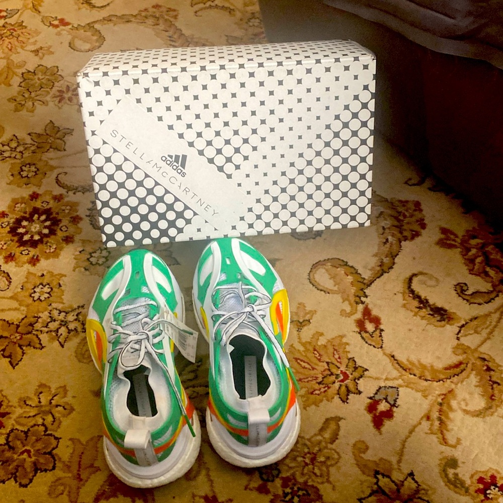 Stellamaccartney adidas’s new in a box with tags on it.Authentic.